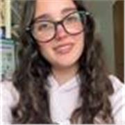 Profesora de español para extranjeros y manualidades para niños de todas las edades y niveles.