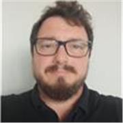 Soy un profesor que a parte de dar los contenidos intento transmitir la pasión por la materia 