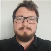 Soy un profesor que a parte de dar los contenidos intento transmitir la pasión por la materia