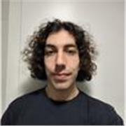 Joven con experiencia en clases particulares de inglés para alumnos de primaria y ESO. también tengo conocimientos en dibujo y mat