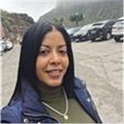 Profesional universitario apto para enseñar a niños de Primaria.