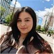 Odontóloga con sólida formación en anatomía humana, vocación docente y habilidades para transmitir conocimientos de forma clara. 
