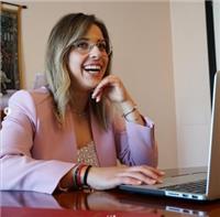 Docente di ruolo effettua ripetizioni