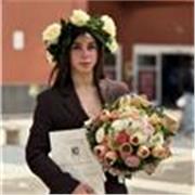 Studentessa Universitaria Magistrale Di Management e Design dei Servizi presso l'Università degli Studi Milano Bicocca, con Laurea Triennale in Sociologia e Diploma Liceo Linguistico E Esabac fornisce Lezioni Private per Inglese, Francese e Spagnolo