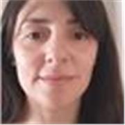 Profesora de Ciencias Jurídicas, políticas y Sociales ofrece clases para estudiantes secundarios y universitarios