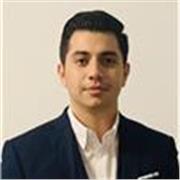 Mi método de enseñanza no es 100% tradicional, me gusta enseñar de una forma más dinámica sabiendo cómo es que el alumno aprende mejor. Me adapto a sus necesidades