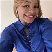 Una maravillosa persona con ganas de enseñar a todos los que necesiten aprender de este maravilloso idioma