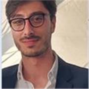 Laureato in Ingegneria Meccanica con Master in Fisica delle Radiazioni Ionizzanti, impartisce lezioni di Matematica e Fisica