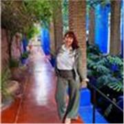 Actuellement en reconversion pour devenir enseignante de Français en Langue étrangère