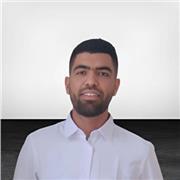 Prof donne des cours de la langue arabe