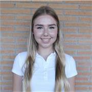 Hablante nativo, estudiante universitario en Inglaterra. Estudié Literatura IB. Ofrezco clases a alumnos de primaria y secundaria.