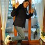 Ciao ragazzi vi aiuterò a fare i compiti di inglese, e sarà divertente. Sono di Perugia e vorrei lavorare da remoto.