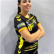 Je suis une Educatrice sportif j’habite a cote de bordeaux et je suis une joueuse de handball