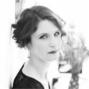 A freelance professional violist, and instrumental tutor of over 28 years, inspiring children and adults from 4-70 years old. 