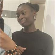 Lycéenne passionnée d’anglais ayant un niveau presque c1 proposant ses services en tant que professeure d’anglais