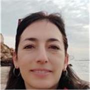 Profesora de lengua y literatura española para universitarios y adultos.