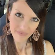 Docente di Filosofia e Storia e Filosofia e Scienze Umane impartisce lezioni private di Storia, Filosofia e Scienze Umane per le scuole superiori