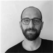 Un percorso passo-passo per capire, dominare e sfruttare gli strumenti di Intelligenza Artificiale nella vita e nel lavoro.