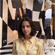 studentessa di seconda liceo offre lezioni di inglese a bambini e ragazzi delle elementari e medie