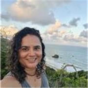 Professora de Língua Portuguesa com experiência em aulas presenciais e on-line. Tenho experiência no ensino de redação