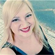 Hallo, ich bin Maria, ich bin Spanierin und habe Deutschkenntnisse. 