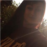 Impartisco lezioni di inglese per ragazzi delle scuole superiori (liceo) e per ragazzi delle scuole professionali