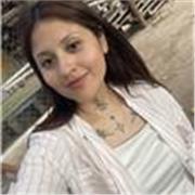 Profesora de Biología enseña clases a partir de todas las edades