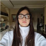 Ragazza Universitaria di Lingue impartisce ripetizioni di inglese