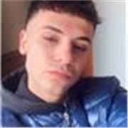 Soy un chico alegre, paciente y educado, y n mis clases me gustaría dar inglés básico, como conceptos de gramática y vocabulario