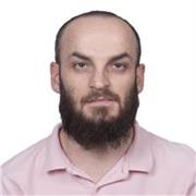 Soy profesor de geografía y ruso para estudiantes. 