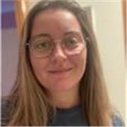 Estudiante de magisterio infantil, con experiencia con niños hasta 12 años. 