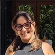 Profesora de inglés apta para todas las edades y niveles. Responsable, organizada y entusiasta.