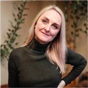 Native English tutor with over 20 years' experience tutoring adults and children in English.