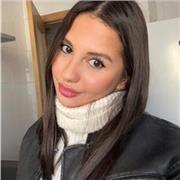 Profesora nativa de francés que imparte clases de francés en línea y presenciales