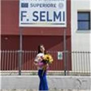 Offre lezioni private a bambini di scuole: elementari, medie e superiori