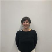 Profesora de tecnología motivadora, con ganas de transmitir el conocimiento a través de la práctica y actividades dinámicas