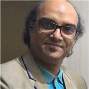 English Tutor who teaches English for all classes