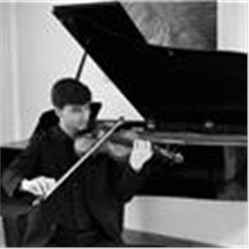 Professional Violinist Graduated With Honors Offers Lessons For All Levels