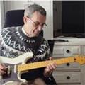Doy clases de guitarra acústica y eléctrica