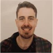 Profesor de francés, inglés, matemáticas, lengua y educación física a alumnos de Primaria y ESO. 
