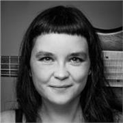 Nauczycielka angielskiego i norweskiego prowadzi zajęcia dla dorosłych