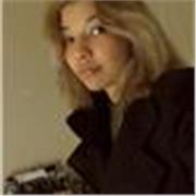 Me defino como una mujer paciente y divertida, quiero dar clases de español  dirigidas a todas las personas que quieran conocer el idioma español latino de Colombia.