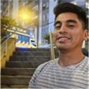 Profesional de Ingeniería Económica. Actualmente desarrollando un Máster en Administración de Empresas.