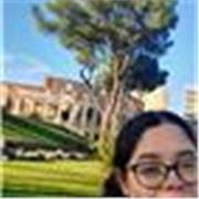 Dou aulas de inglês para alunos de todas as idades e todos os níveis. Possuo diferentes experiências de ensino e internacional