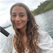 Profesora de español para niños con énfasis dinámico y con vocación