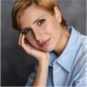 Lezioni di
Dizione italiana,
Grammatica italiana,
Letteratura italiana
e materie umanistiche.