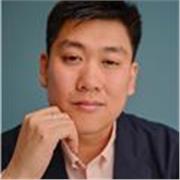 A professional and experienced singing teacher graduated from Guildhall School of Music and Drama.