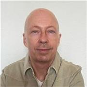 Soy profesor nativo de EE. UU. y filólogo con más de 15 años de experiencia capacitando a profesionales y ejecutivos en Madrid y o