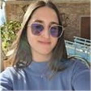 Studentessa universitaria offre ripetizioni in privato e supporto compiti.