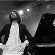 Insegnate di musica offre lezioni private di pianoforte, composizione, TAC, teoria e solfeggio, musica classica, jazz e moderna